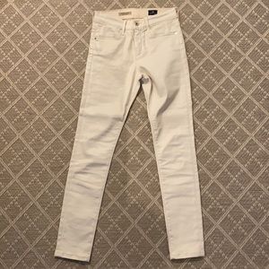 AG Farrah Skinny High Rise Skinny off white coated jeans. Look like leather
